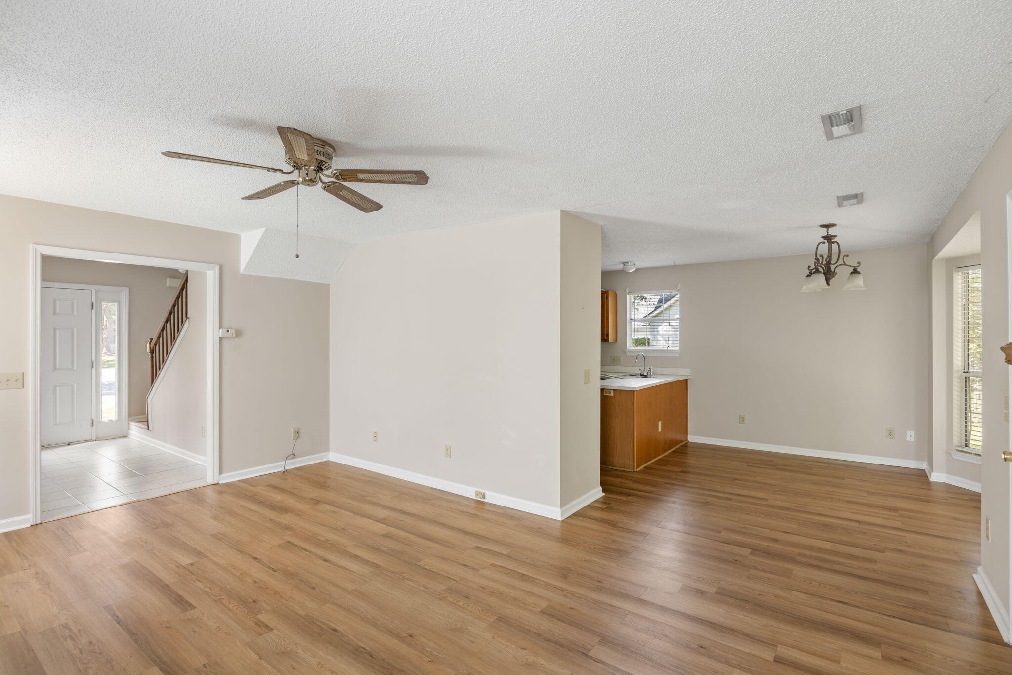 8498 William Moultrie Drive