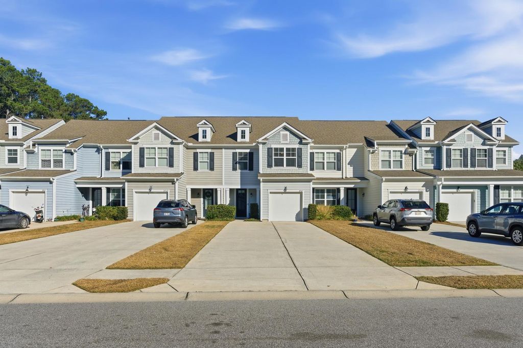 Photo of 2567 Kingsfield Street, Mount Pleasant, SC 29466 (MLS # 26001587)