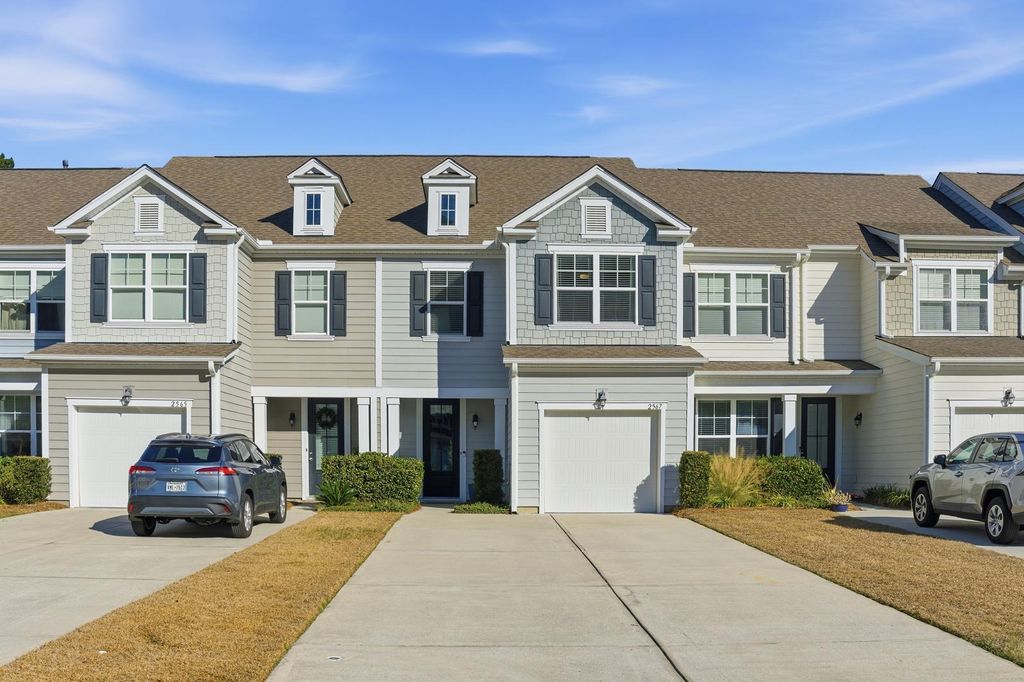 Photo of 2567 Kingsfield Street, Mount Pleasant, SC 29466 (MLS # 26001587)