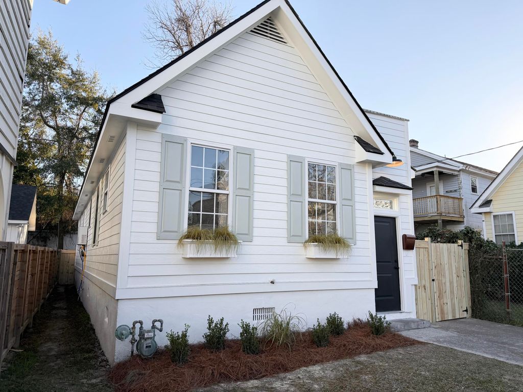 Photo of 405 Sumter Street St, Charleston, SC 29403 (MLS # 25032472)