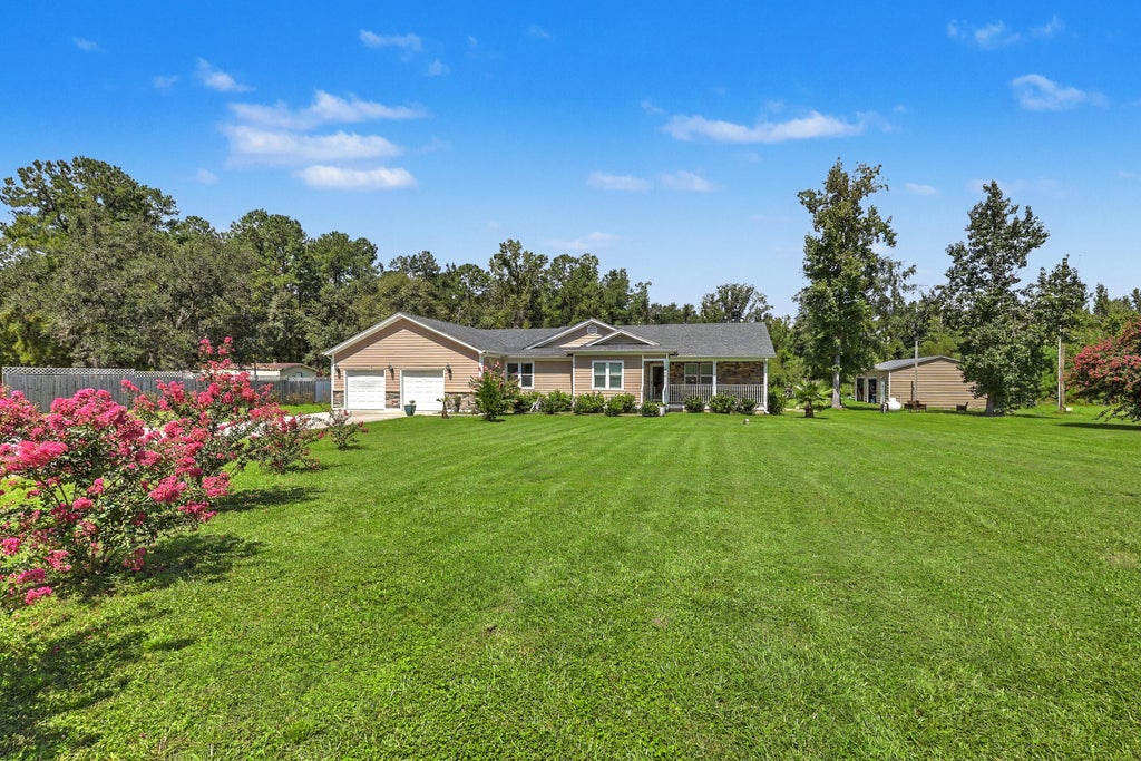 Photo of 320 Harry Lane, Moncks Corner, SC 29461 (MLS # 26025670)