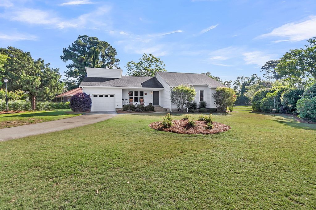 Photo of 1502 Candlewood Drive, Mount Pleasant, SC 29464 (MLS # 26014213)