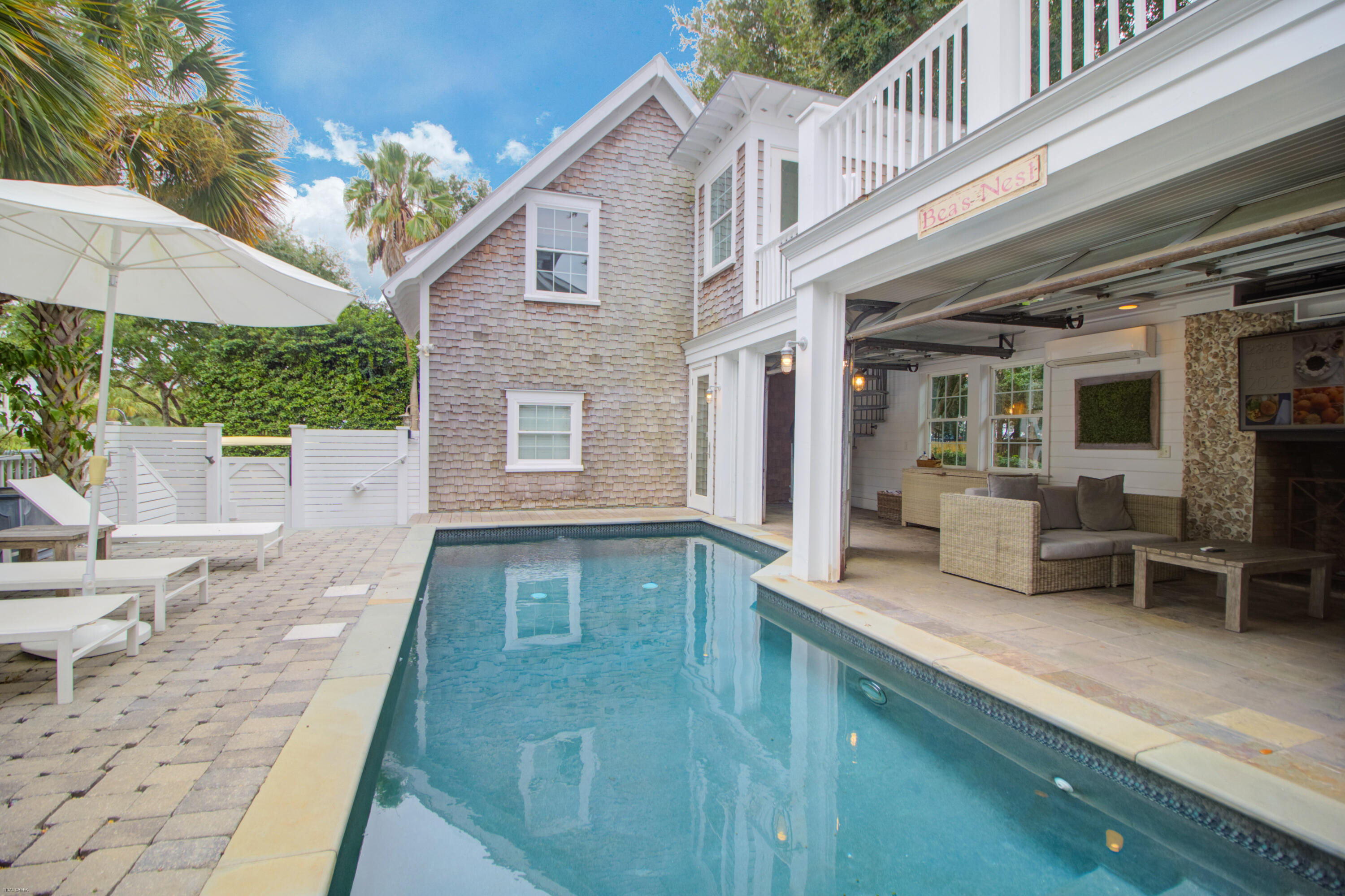 716 Carolina Boulevard