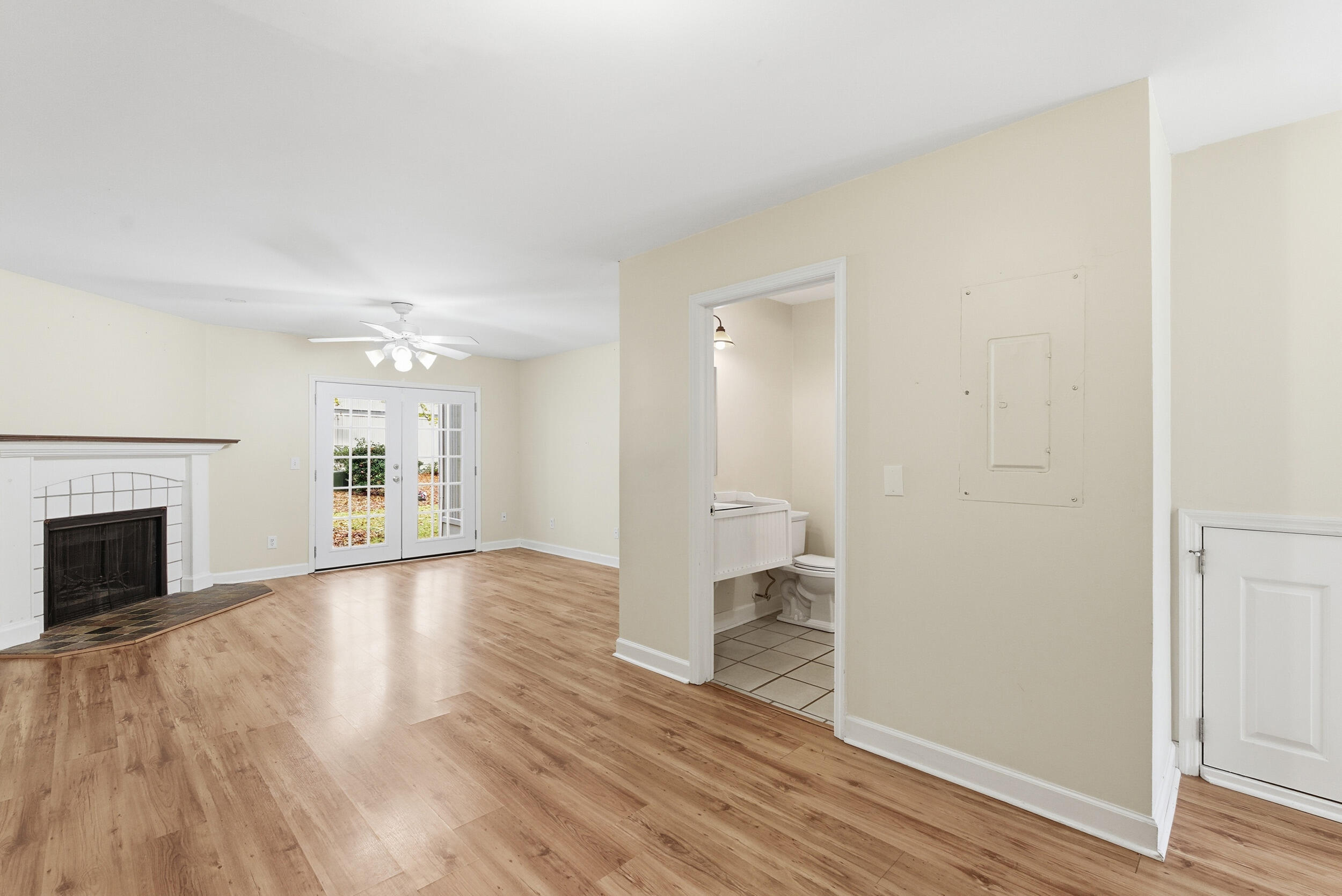 2753 Jobee Drive 6