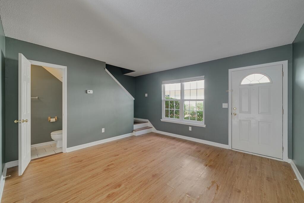 1423 Ashley River Road 4b
