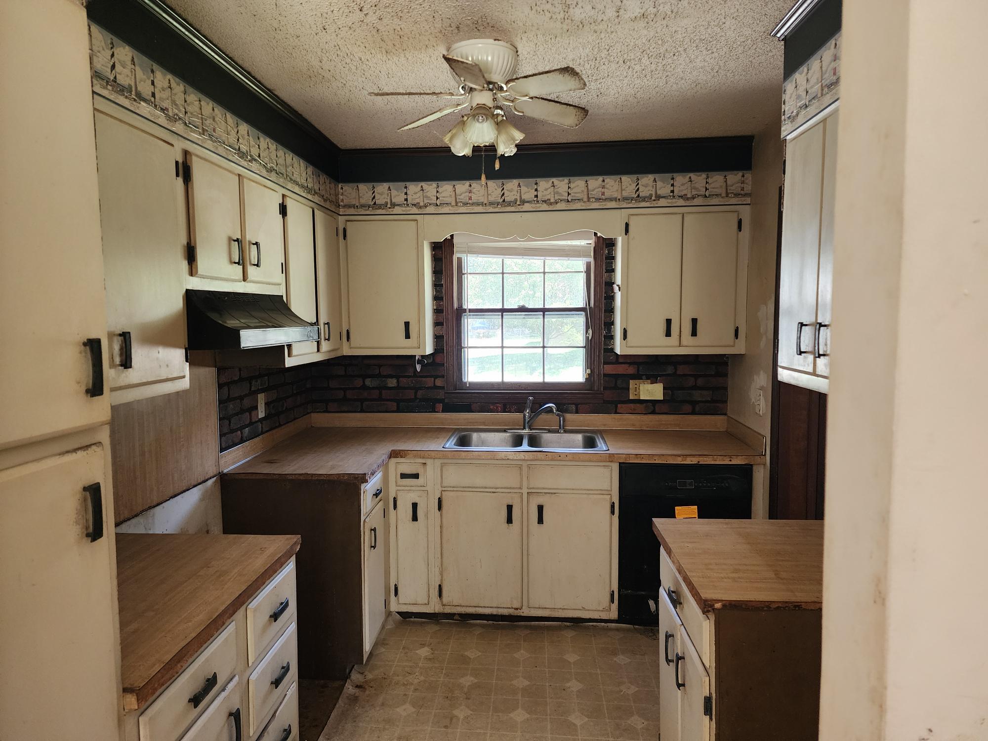 121 Loblolly Drive