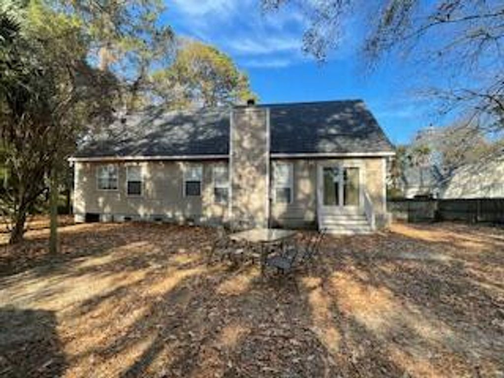 Photo of 654 Bridlewood Lane Lane, Mount Pleasant, SC 29464 (MLS # 26001982)