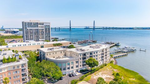 Condominium in Charleston SC 2 Wharfside Street 42.jpg