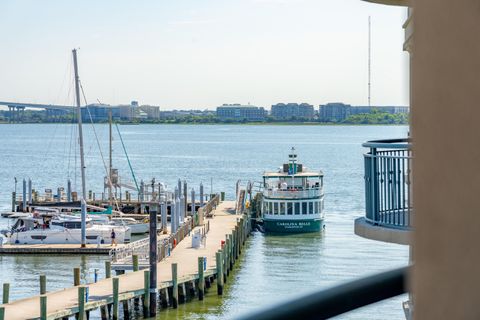 Condominium in Charleston SC 2 Wharfside Street 13.jpg