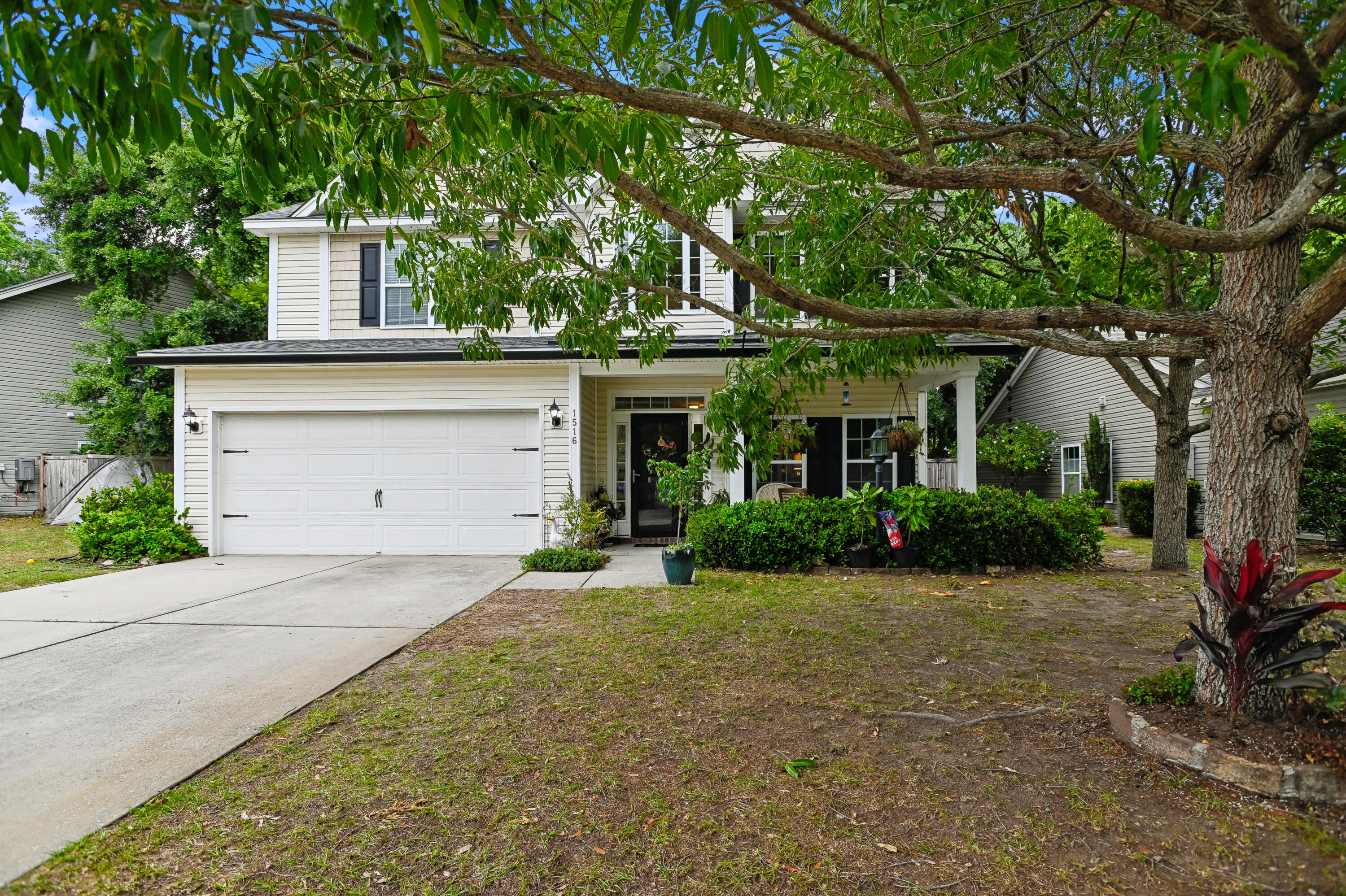 1516 Maple Grove Drive