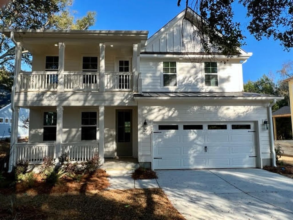 Photo of 710 Spark Street, Mount Pleasant, SC 29464 (MLS # 26006644)