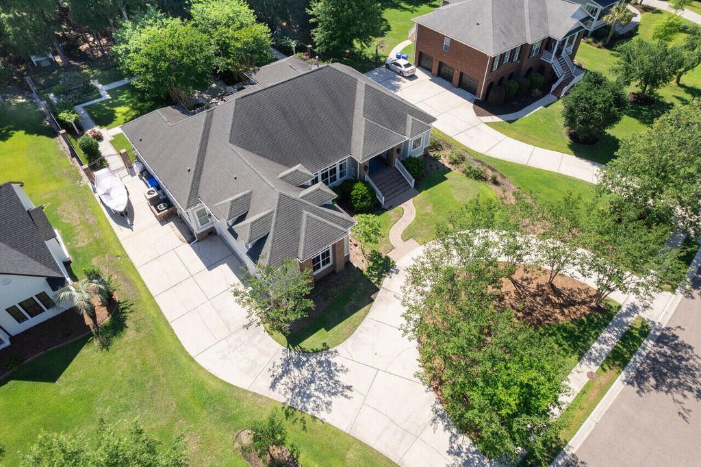 Photo of 3751 St Ellens Drive, Mount Pleasant, SC 29466 (MLS # 25017863)