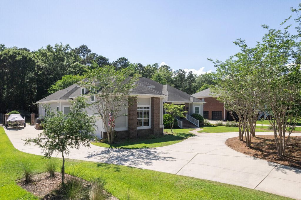 Photo of 3751 St Ellens Drive, Mount Pleasant, SC 29466 (MLS # 25017863)