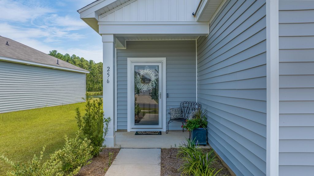 Photo of 256 Phoenix Drive, Summerville, SC 29486 (MLS # 25020946)