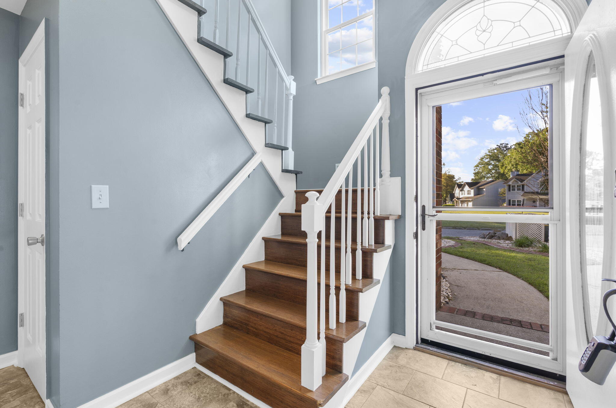 132 Knightsbridge Drive