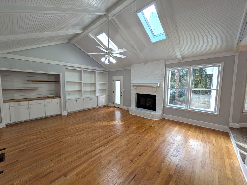 Photo of 304 Woodland Drive, Summerville, SC 29485 (MLS # 26007126)