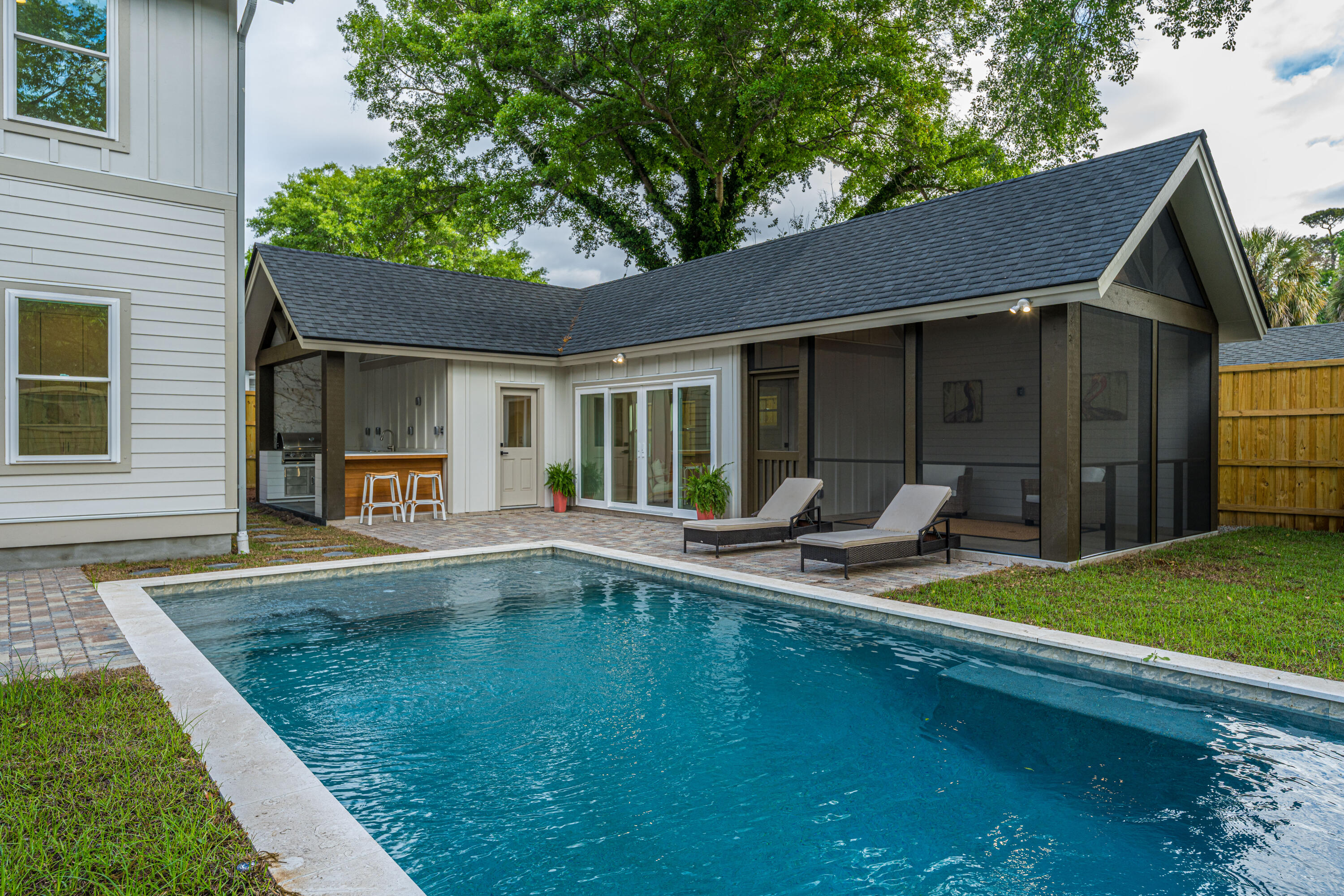 1405 Heather Drive