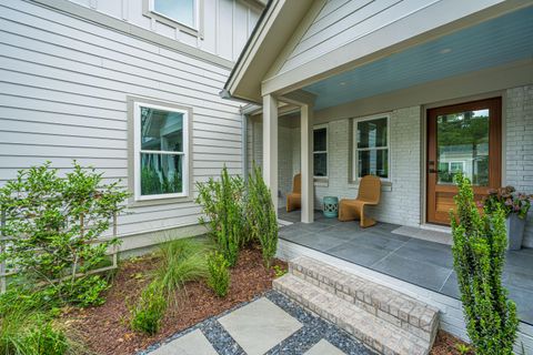 Photo of 1405 Heather Drive, Mount Pleasant, SC 29464 (MLS # 26001382)