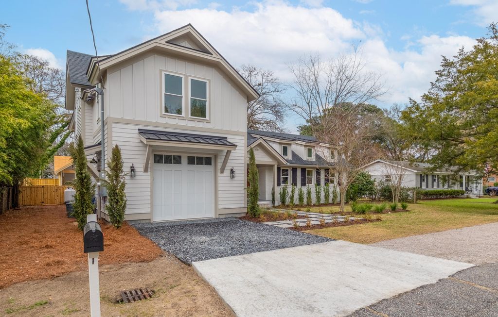 Photo of 1405 Heather Drive, Mount Pleasant, SC 29464 (MLS # 26001382)