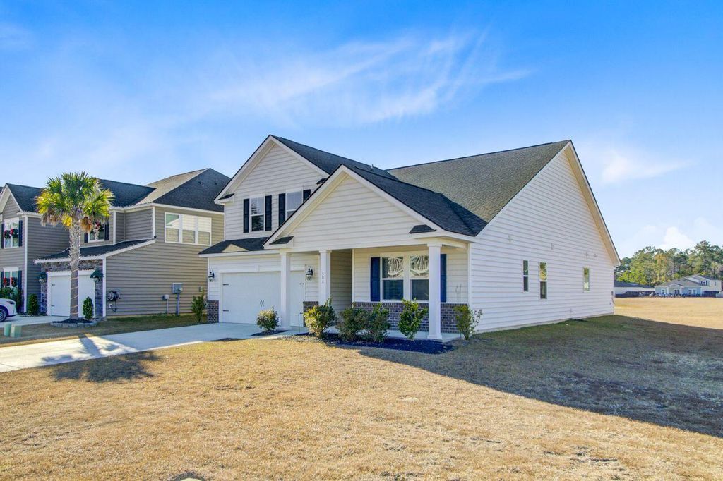 Photo of 508 Squire Pope Road, Summerville, SC 29486 (MLS # 25032665)