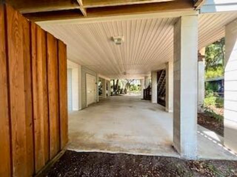 A home in Edisto Island