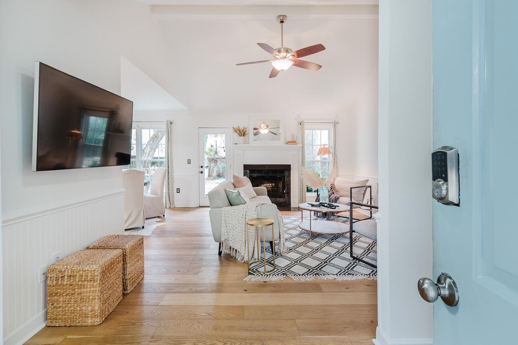 Photo of 29 Wyecreek Avenue, Charleston, SC 29412 (MLS # 26006221)