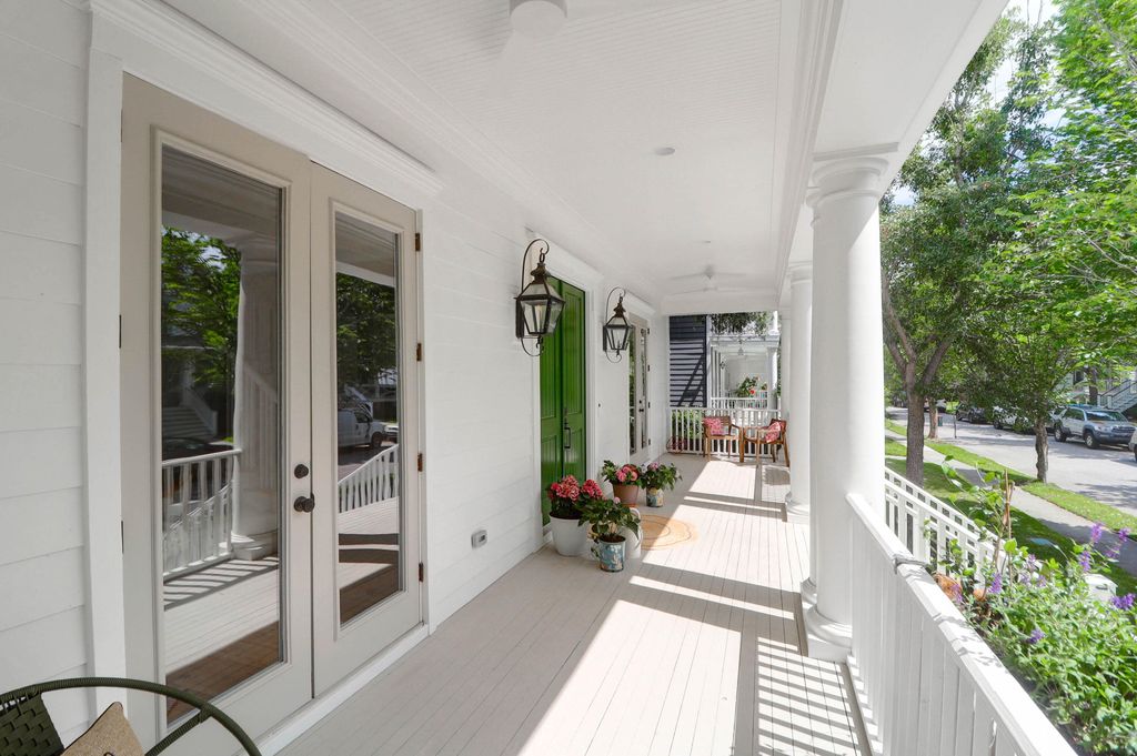 Photo of 2431 Settlers Street, Charleston, SC 29492 (MLS # 26008059)