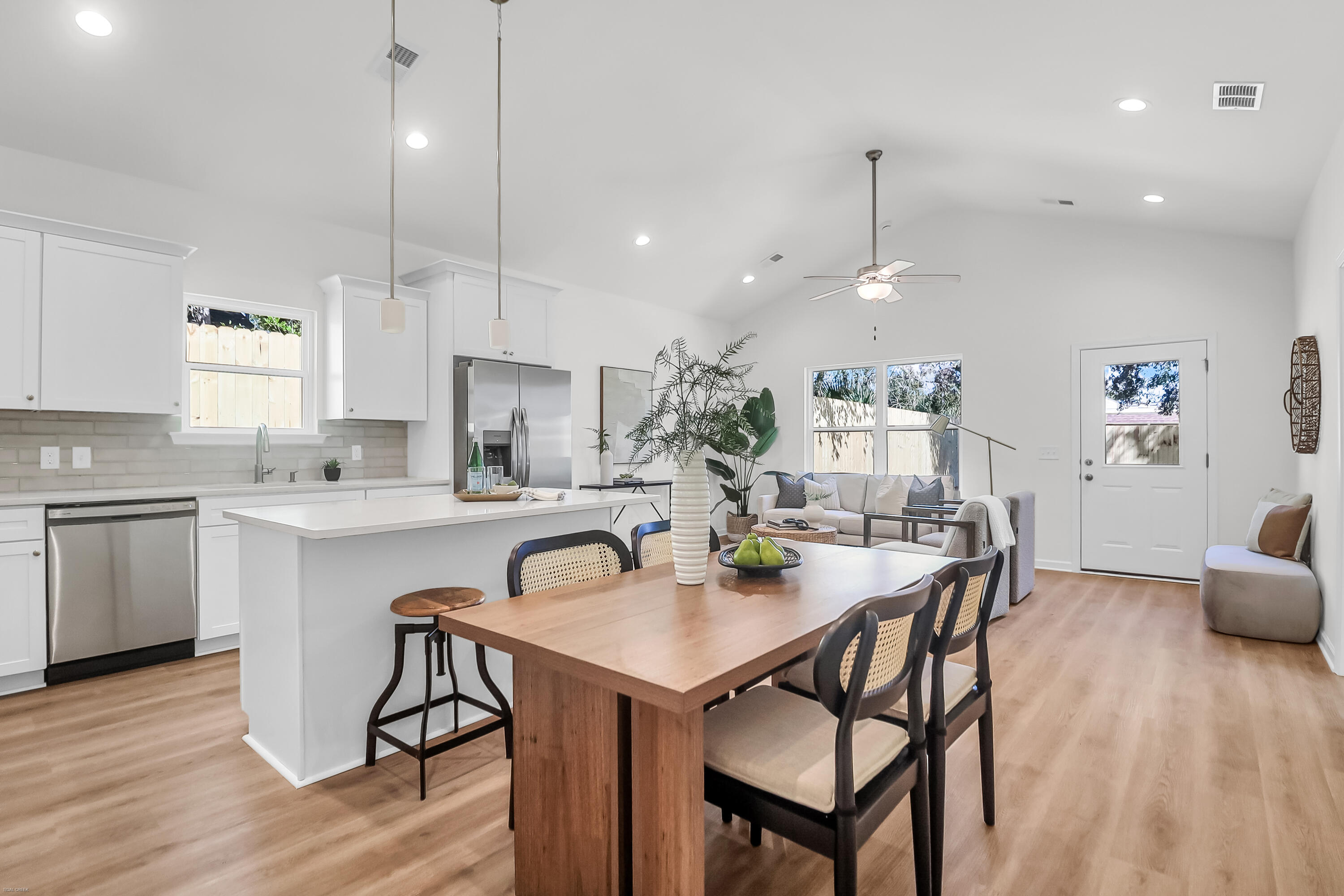 3870 Chestnut Street