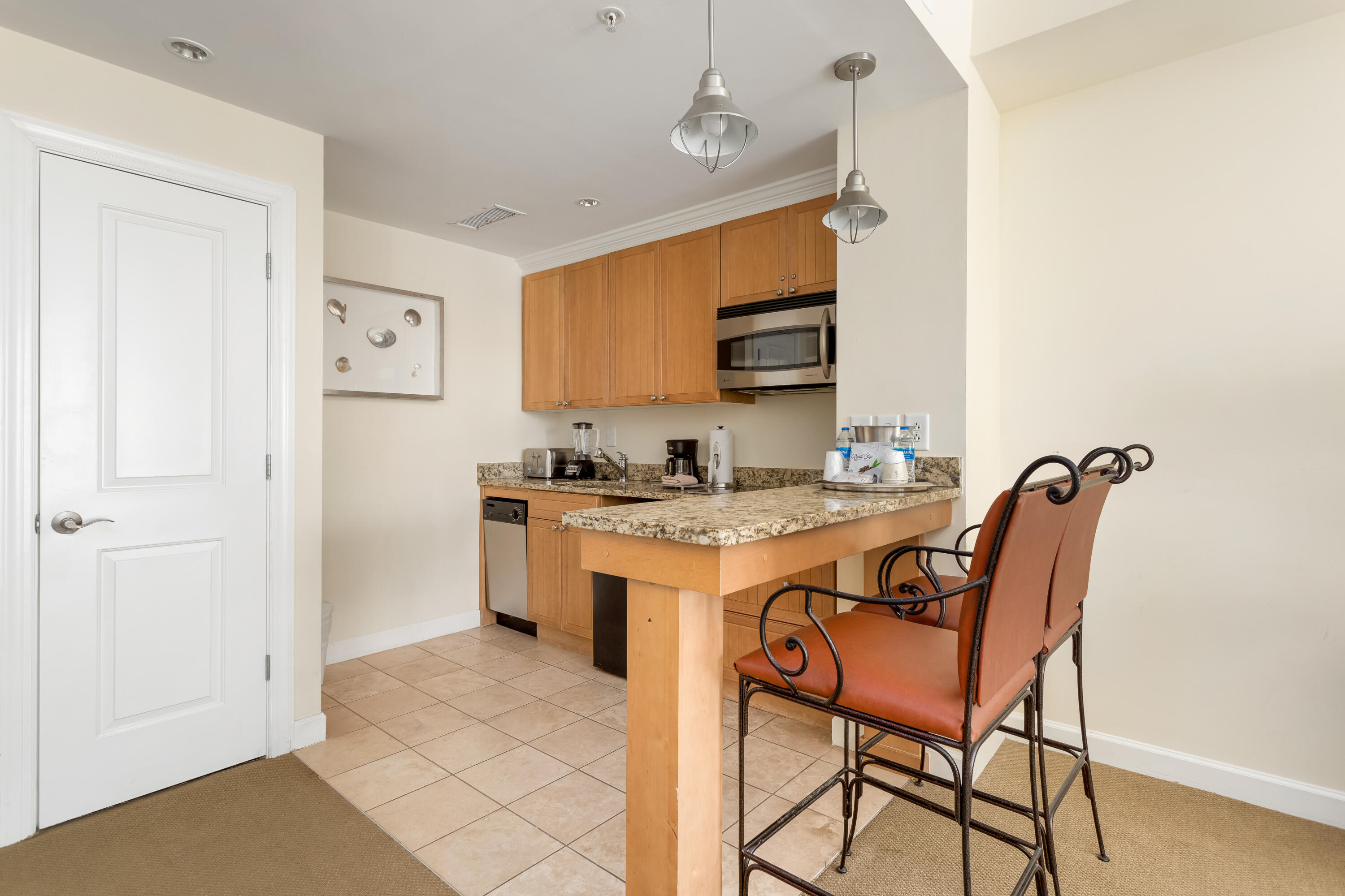 5804 Palmetto Drive A-208
