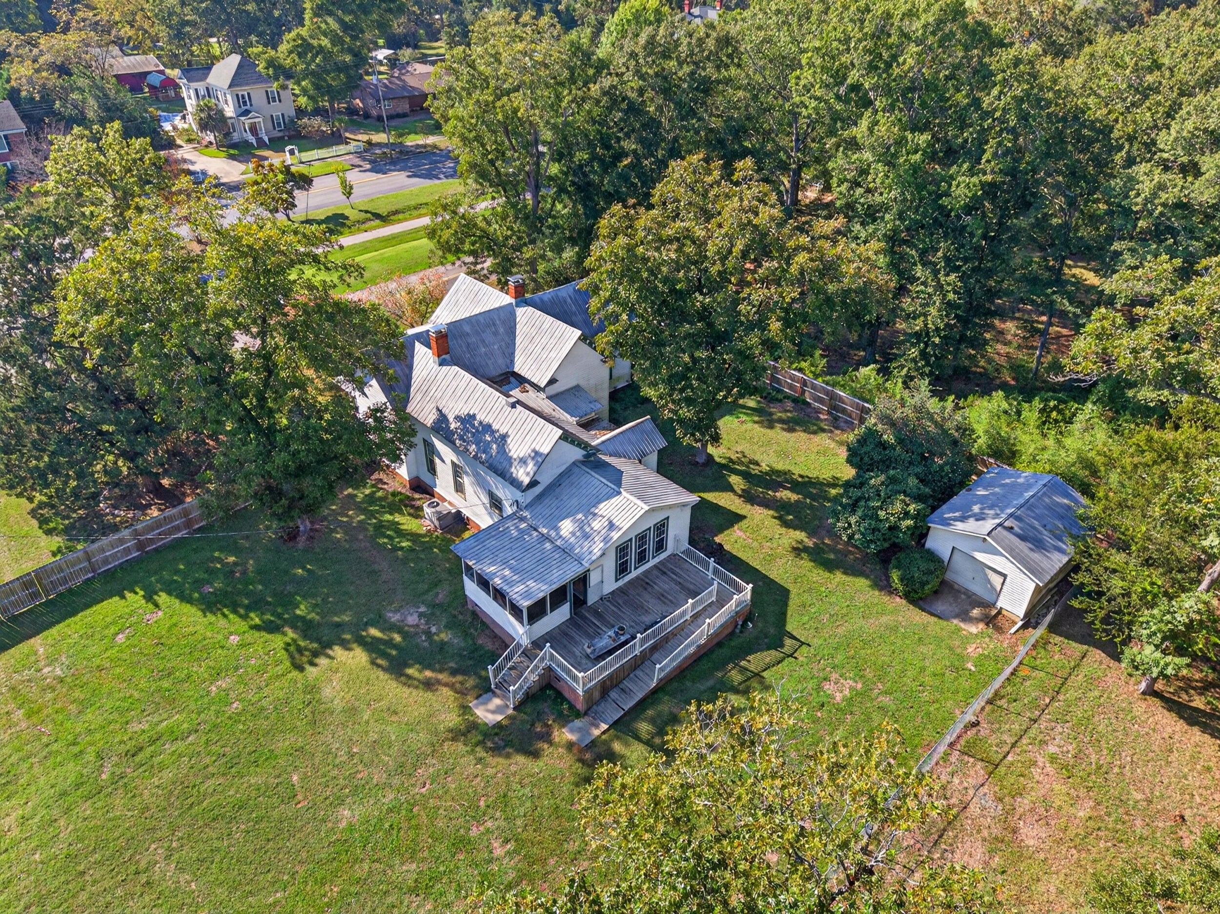 137 Railroad Avenue