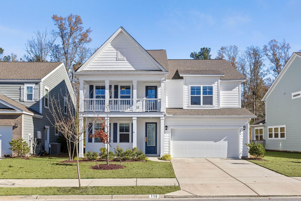 Photo of 119 Cherry Grove Drive, Summerville, SC 29483 (MLS # 26000227)