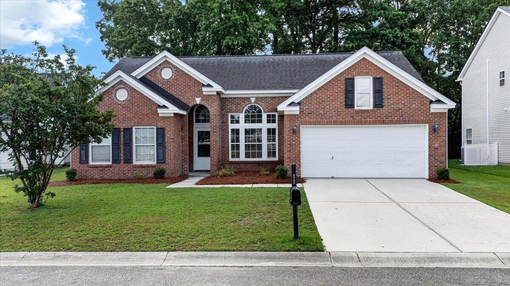 Photo of 2752 Palmetto Hall Boulevard, Mount Pleasant, SC 29466 (MLS # 26015734)