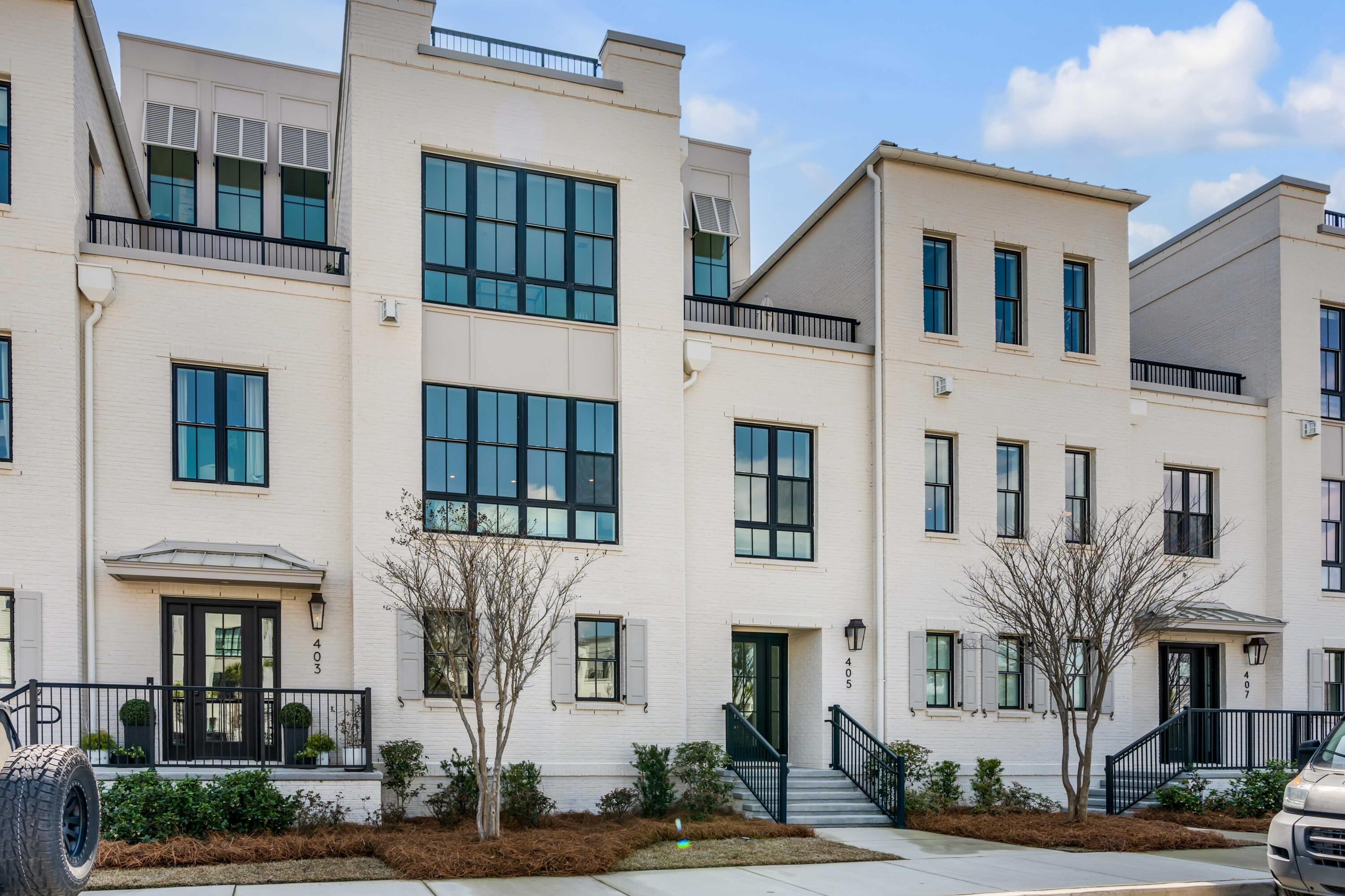 405 Spartina Lane 405