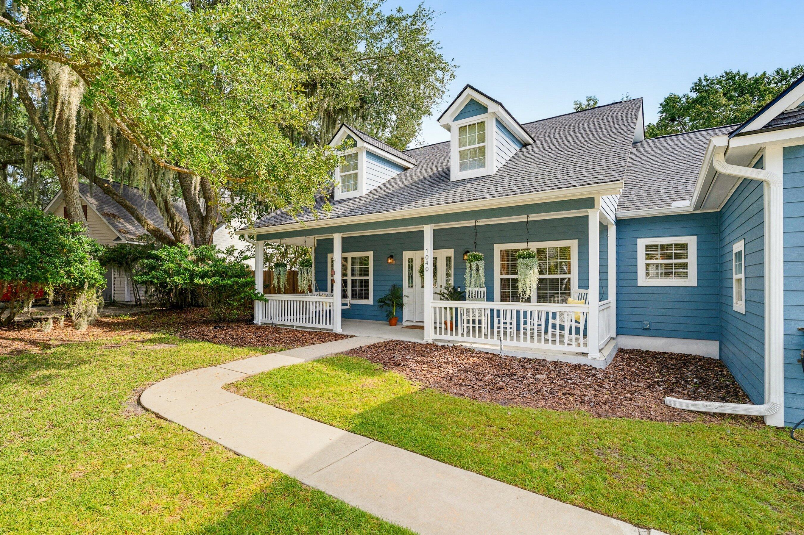 1040 Otter Circle