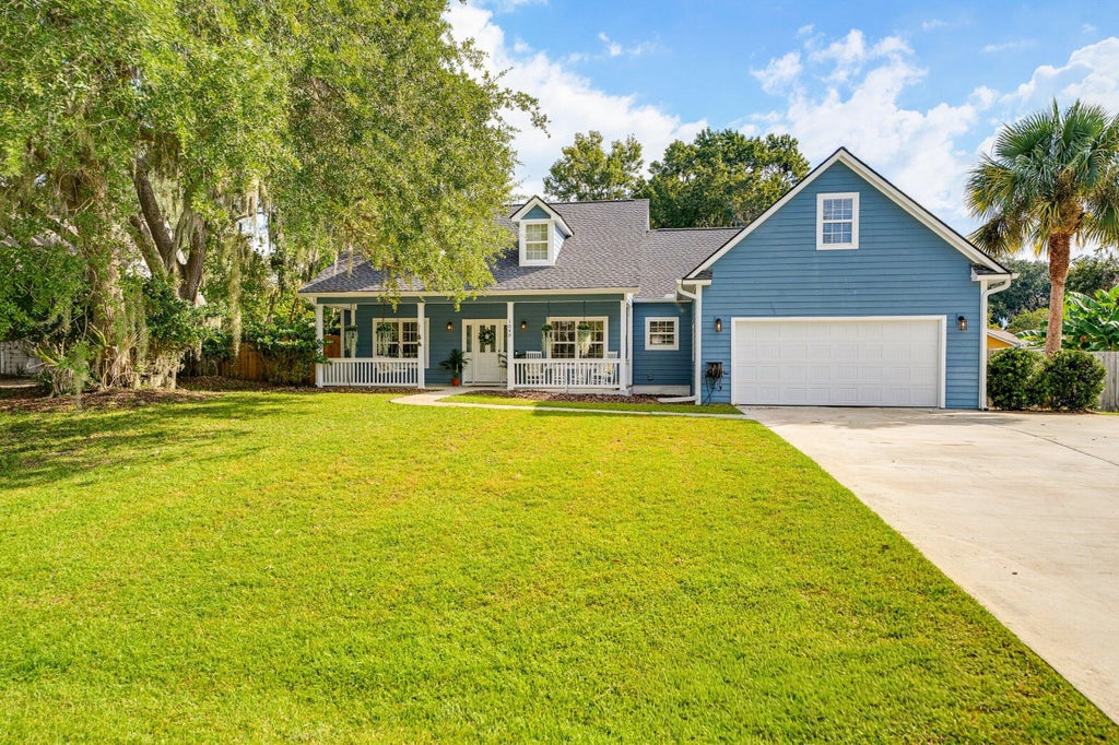 Photo of 1040 Otter Circle, Beaufort, SC 29902 (MLS # 26027464)