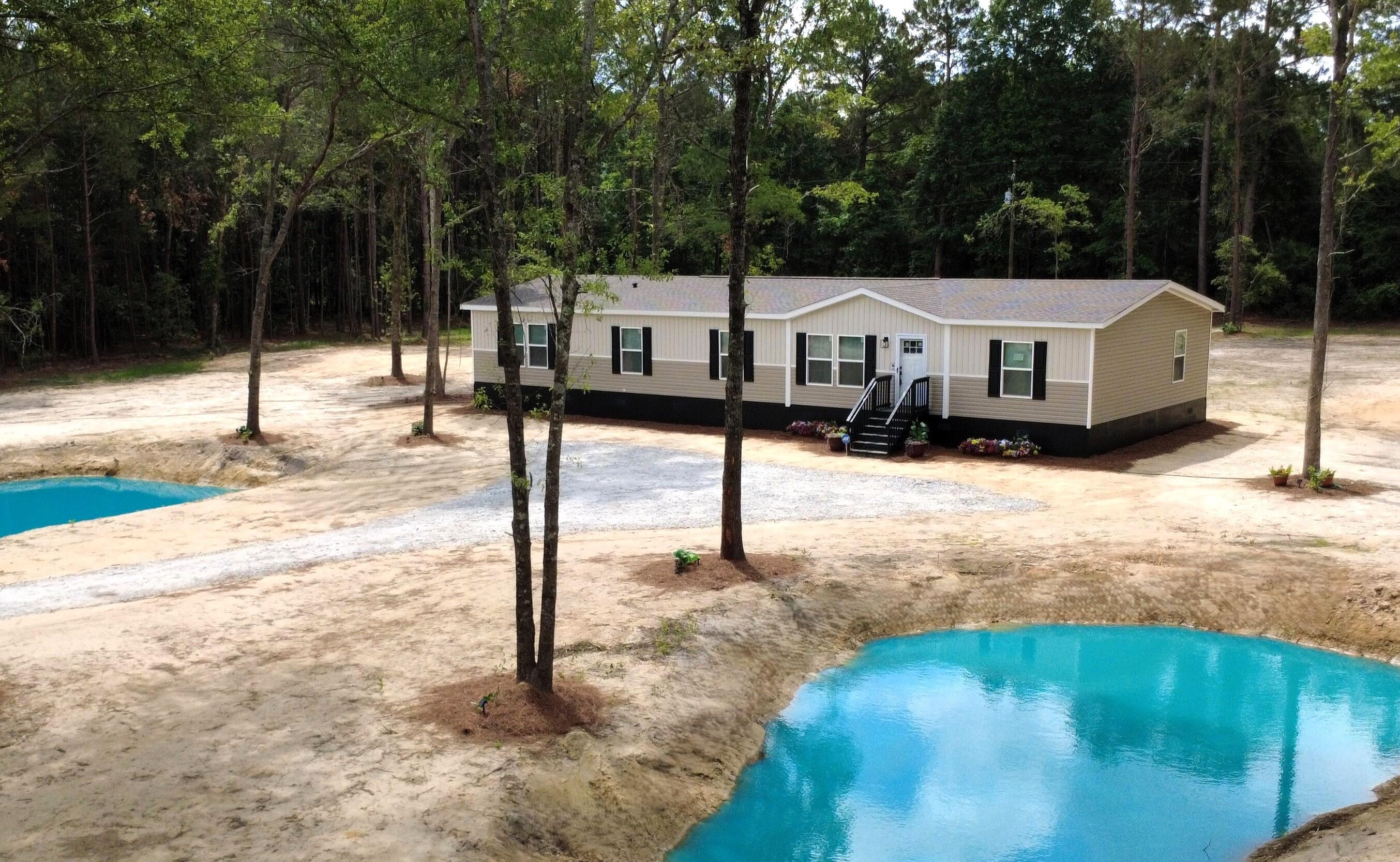 215 Cottonwood Lane