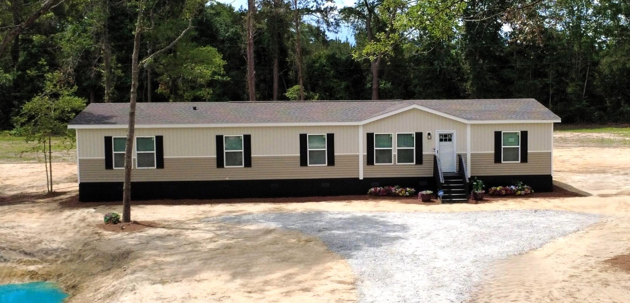 215 Cottonwood Lane