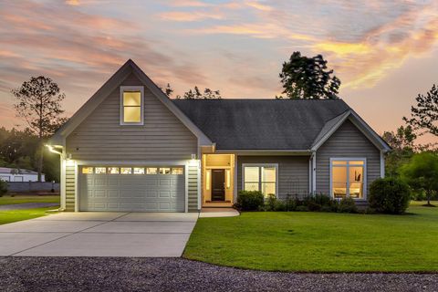 A home in Ladson