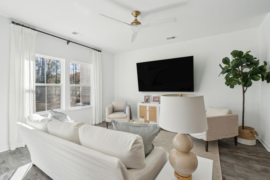 Photo of 706 Ridgley Drive, Summerville, SC 29486 (MLS # 25031538)