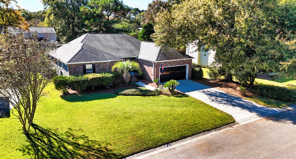 Photo of 611 Fishermans Bend, Mount Pleasant, SC 29464 (MLS # 25029258)