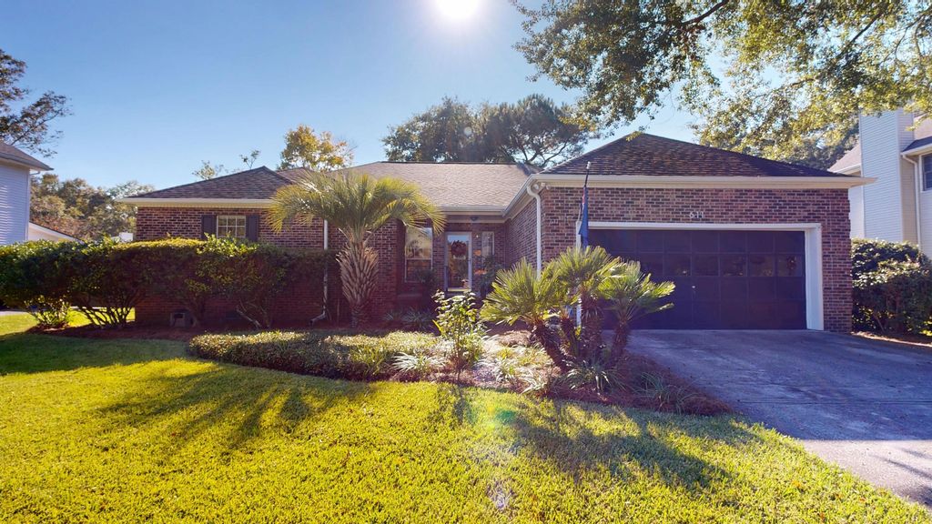 Photo of 611 Fishermans Bend, Mount Pleasant, SC 29464 (MLS # 25029258)