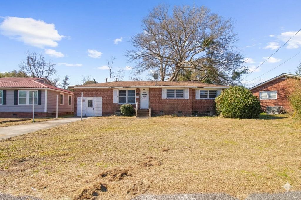 Photo of 2711 Kershaw Street, North Charleston, SC 29405 (MLS # 26002486)