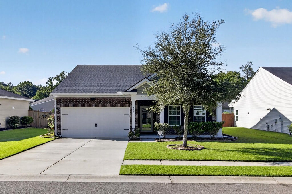 Photo of 3807 Sourwood Court, Ladson, SC 29456 (MLS # 26029265)