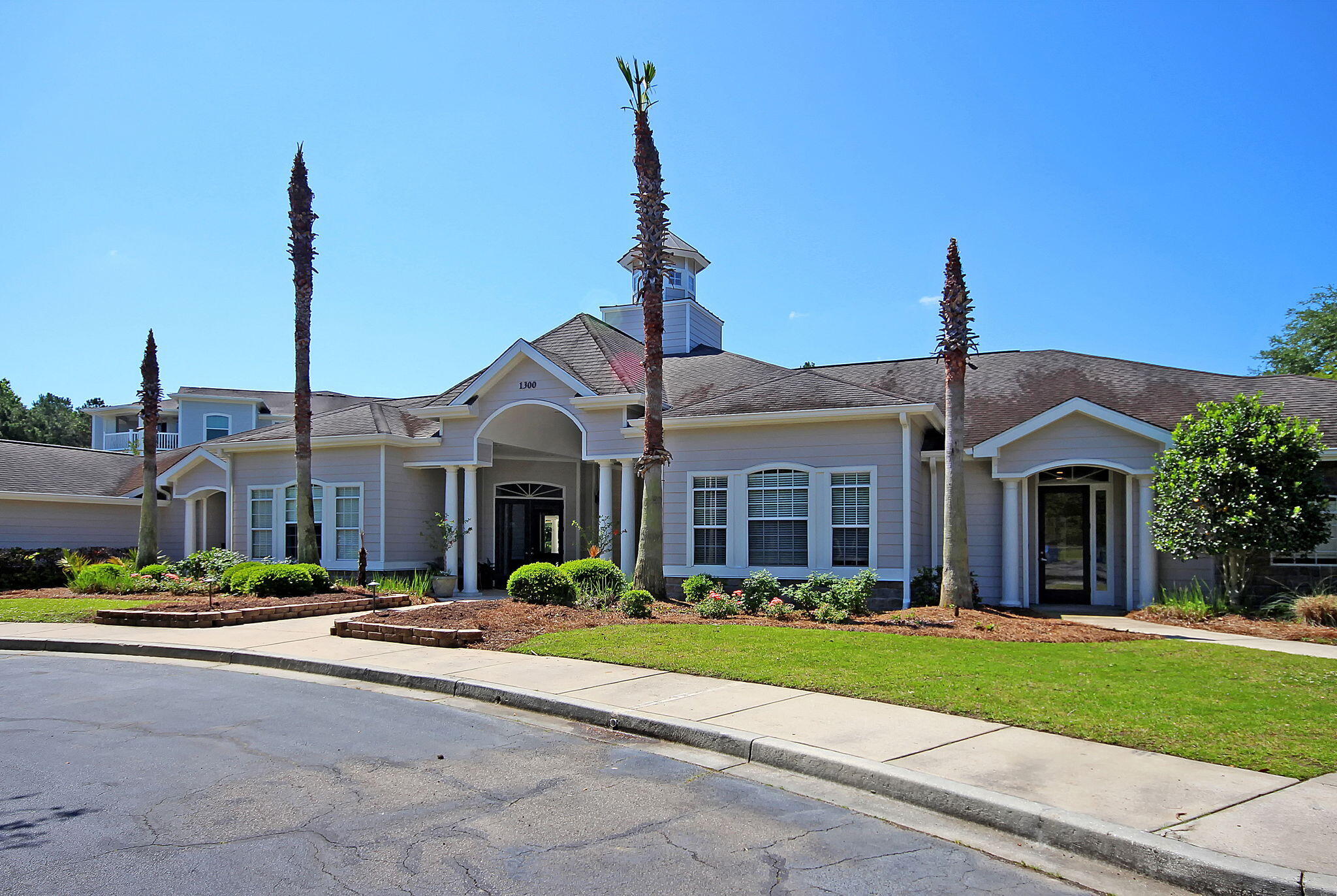 Mount Pleasant, South Carolina 29466, United States, 1 Bedroom Bedrooms, ,1 BathroomBathrooms,Residential,Active,184784