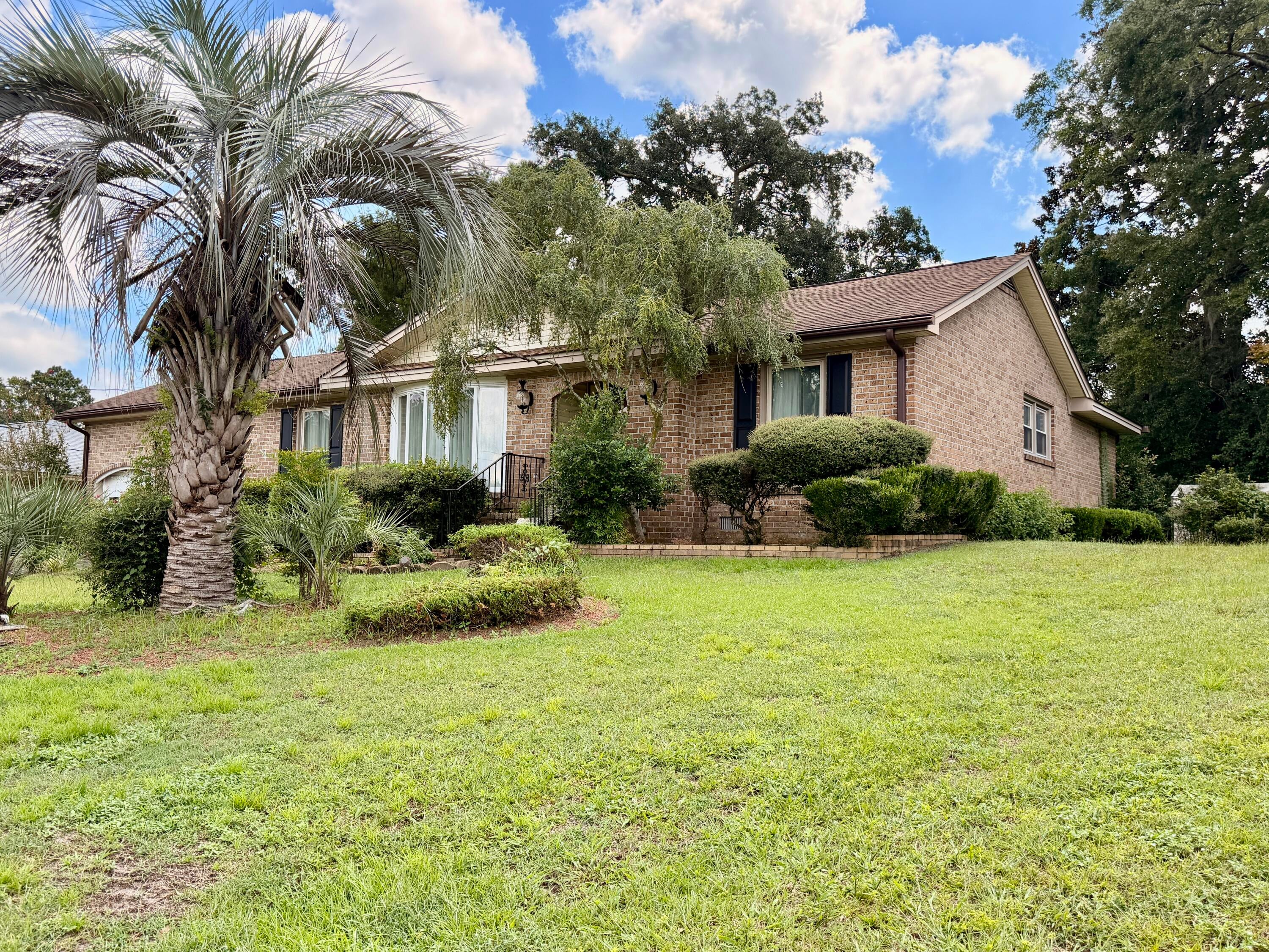 4351 Helene Drive