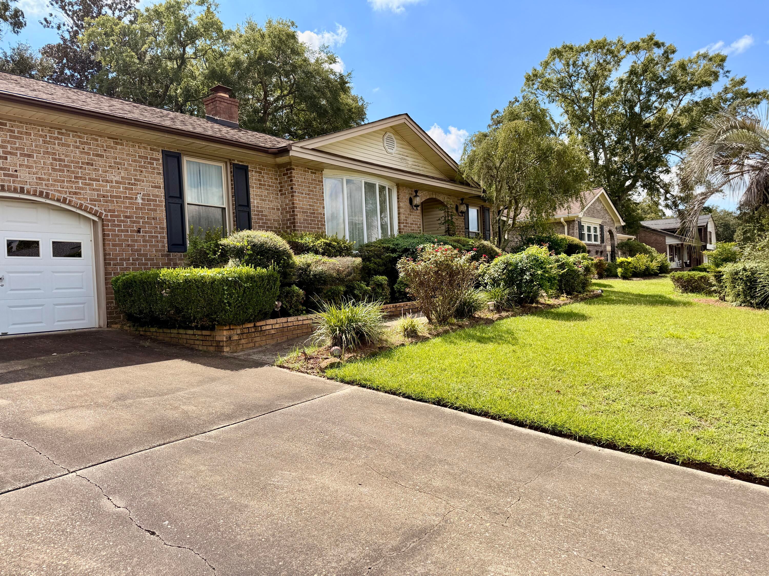 4351 Helene Drive