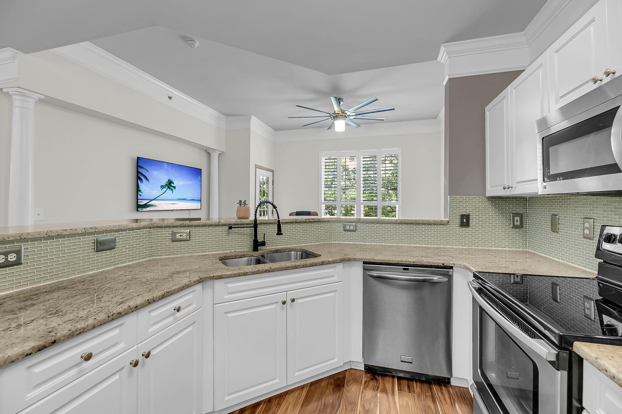 1033 Telfair Way