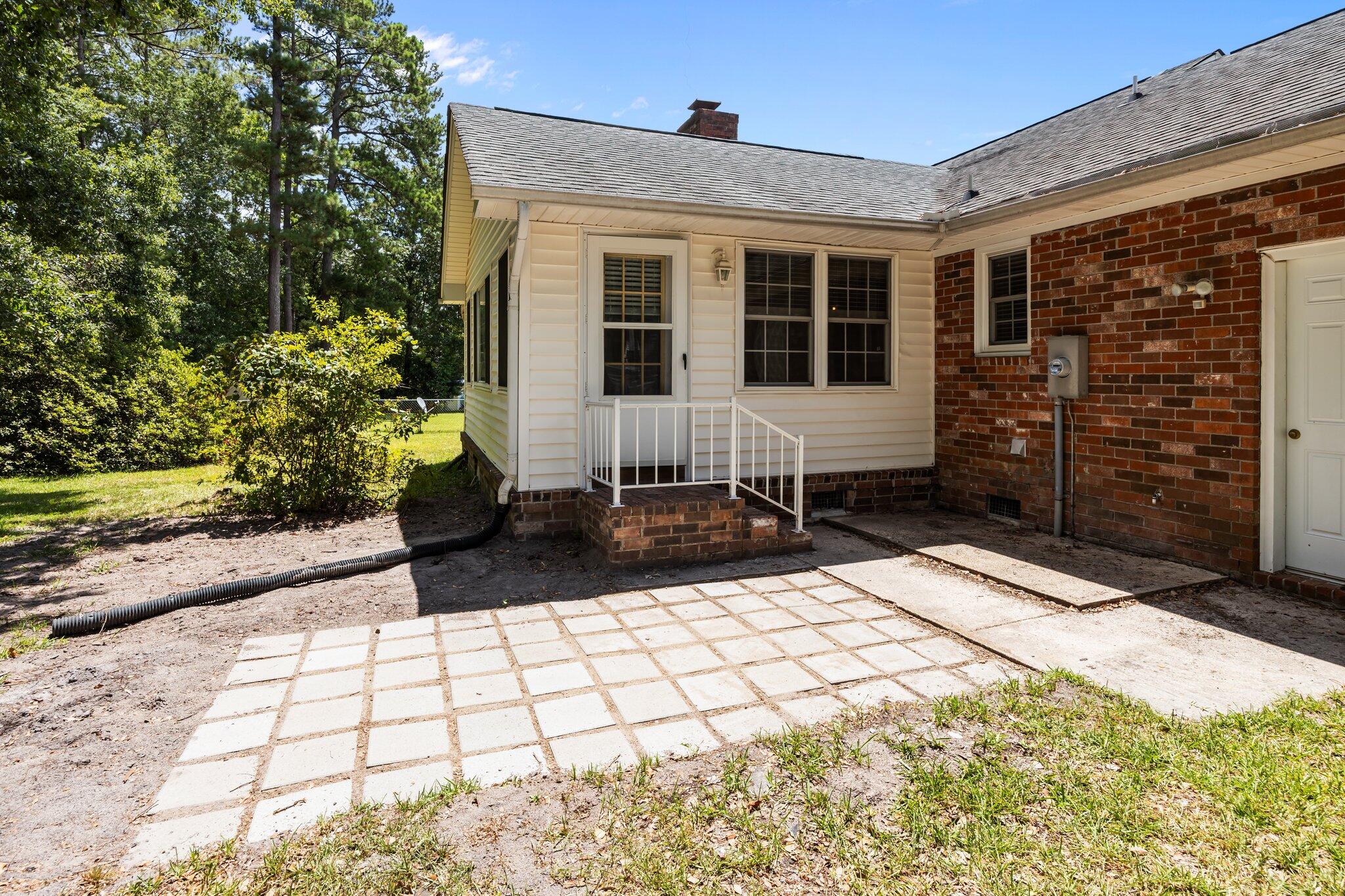 Summerville, South Carolina 29485, United States, 3 Bedrooms Bedrooms, ,2 BathroomsBathrooms,Residential,Active,163444