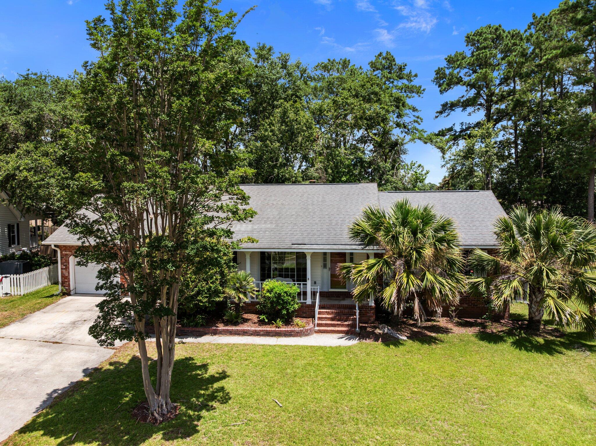 Summerville, South Carolina 29485, United States, 3 Bedrooms Bedrooms, ,2 BathroomsBathrooms,Residential,Active,163444