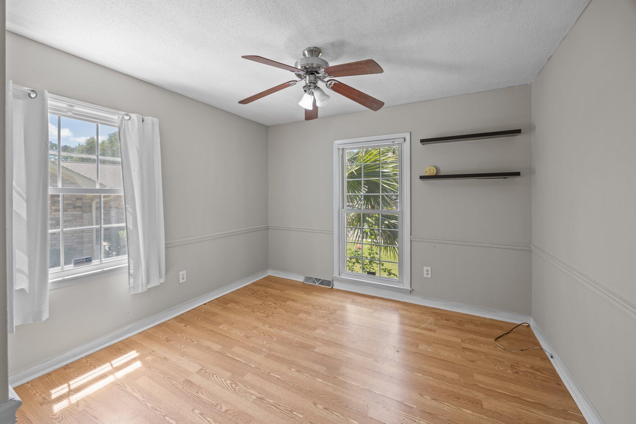 Summerville, South Carolina 29485, United States, 3 Bedrooms Bedrooms, ,2 BathroomsBathrooms,Residential,Active,163444